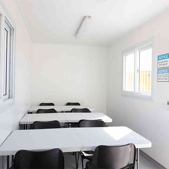 SCF 20ft Crib | Internal - Desks