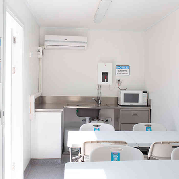 SCF 20ft Crib | Internal - Kitchen